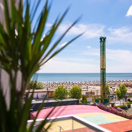 Golden Shell Mamaia Nord *