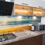 Golden Shell Mamaia Nord Apartment