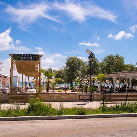 Golden Shell Mamaia Nord *